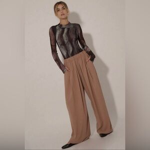 Wide Leg Pants With Pockets And Elastic Waistband